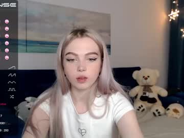 cam girl small_blondee image #1236222