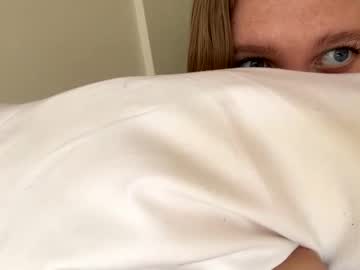 cam girl phoenix_songbird808 image #4029153