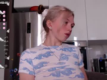 cam girl small_blondee image #2518863