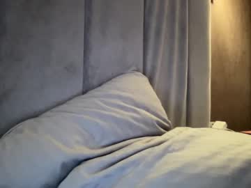 cam couple deepfeelit1000 image #1877035