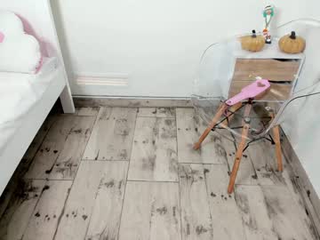 cam girl pavlovacoluccii_ image #259082