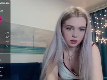 cam girl small_blondee image #970937