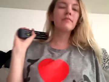 cam girl mariah95 image #2498997