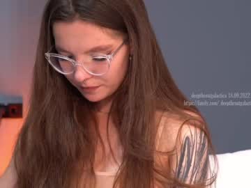 cam girl _deepthroatgalactica image #2670764