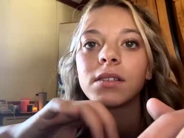 cam girl lily_marieee image #3710373