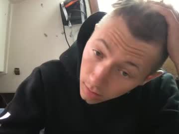 cam man roastingcorn image #3997035