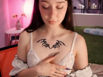 cam girl ella_knockers_xl image #2252852