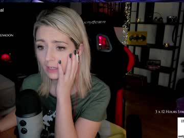 cam girl kimilee22 image #3160990