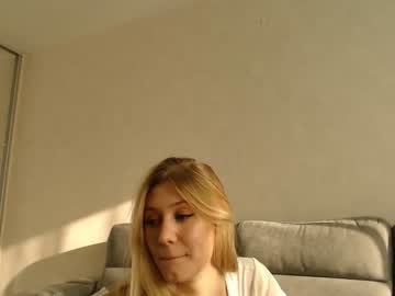 cam girl lily_life image #3936978