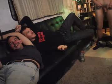 cam man hollandhousestudios image #1690872