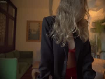 cam girl chillwithkira image #1092868
