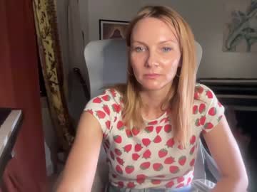 cam girl kaileeshy image #1979043