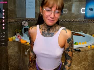cam girl nickyneck image #284656