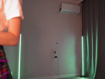 cam girl lindamei image #2189245