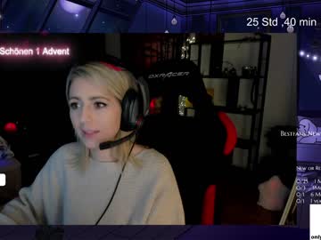 cam girl kimilee22 image #3174178