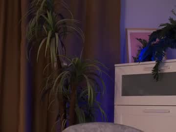 cam girl amandashah image #3943204