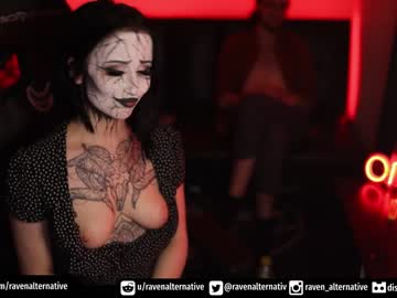 cam girl raven_alternative image #2830274