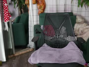 cam girl maeveminx image #3585097