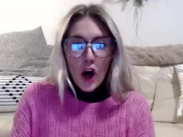 cam girl bambis_honeypot image #943221
