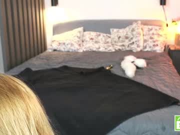 cam girl girl_u_never_met image #3632057
