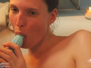 cam girl yulladao image #818520