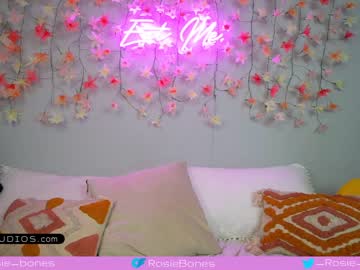 cam girl rosiebones image #2329663