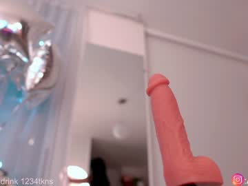 cam girl alicia_uwu image #3313487