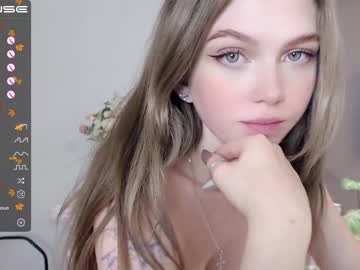 cam girl small_blondee image #2848949
