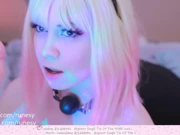 cam girl runesy image #808507