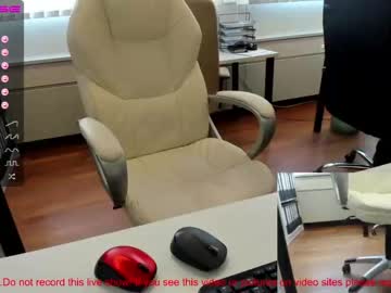 cam couple milf_viktoria image #1270085