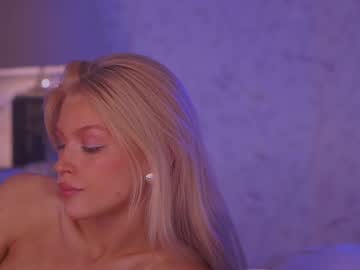cam girl _2strangers image #2077318