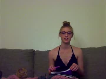 cam girl littlelaurie2 image #1404353