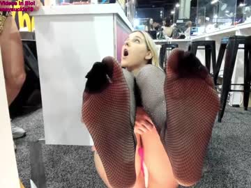 cam girl 19honeysuckle image #1654708