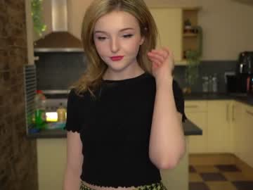cam girl lucydelovely image #3454498