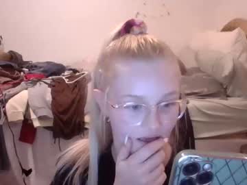 cam girl sexyblondestarr image #275596