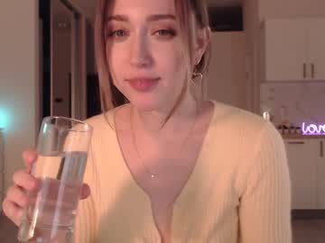 cam girl uwuxo image #998929