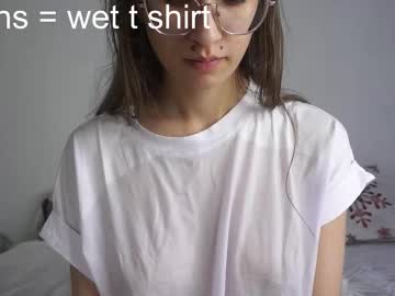 cam girl eemi1y image #4077881