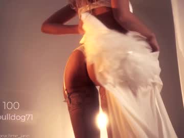 cam girl peach_me image #1022075