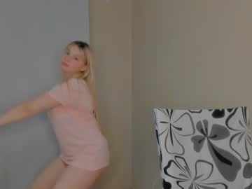 cam girl shy_blondiee image #3653497