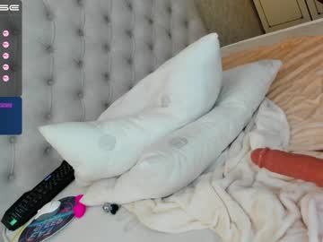 cam girl lil_angell_ image #1682895