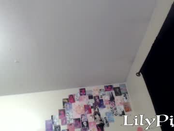 cam girl lilypixel image #3576836