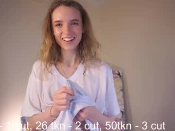 cam girl monaelin image #4012435