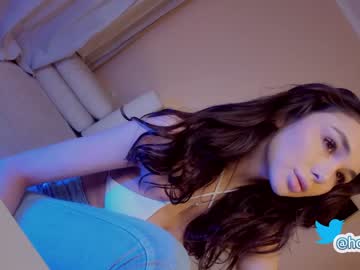 cam girl hollyextra image #3064694