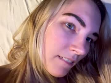 cam girl mariah95 image #435749