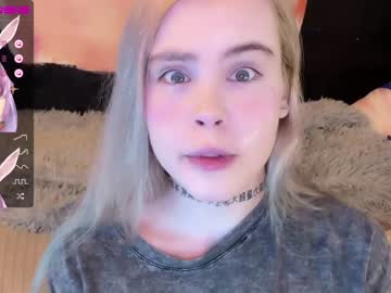cam girl nyakawaii69 image #3745049