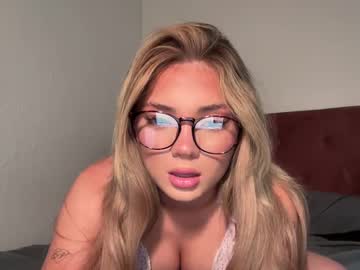cam girl lolkylie image #4073230