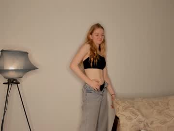 cam girl joannsbailey image #3717330