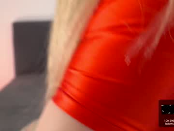 cam girl blondehottiekerry image #2606984