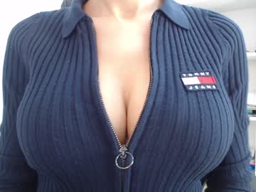 cam girl eat_mee_out image #1521864