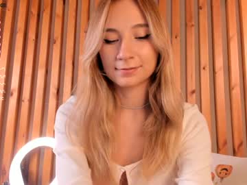 cam girl saintlyn image #3066165